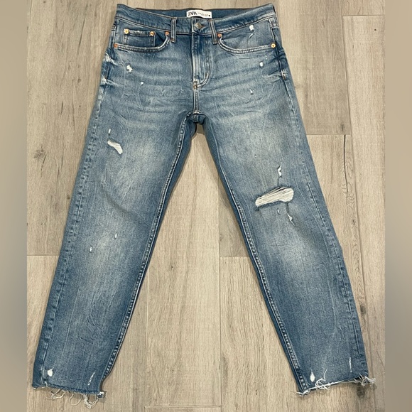 Zara Denim - Zara The Slim Boyfriend Blue Distressed Womens Jeans size 6 never worn